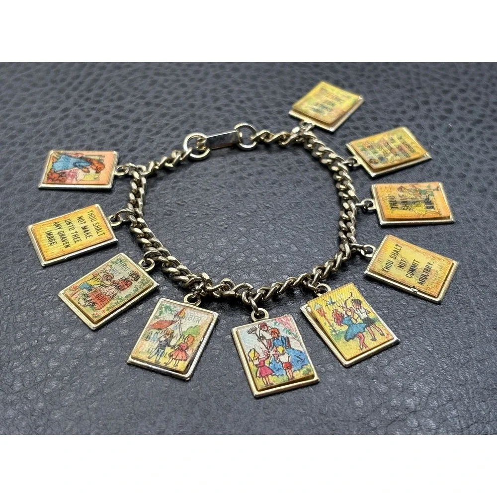 VTG 10 Commandments Holographic Lenticular Charm Bracelet Christian Gold Tone